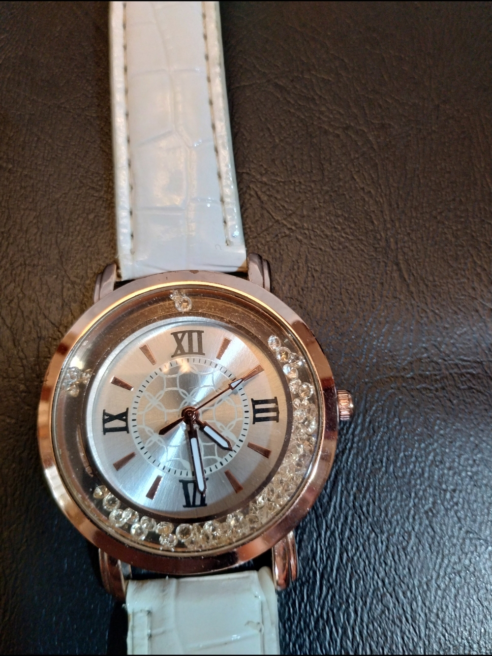 Elegant White Women's Crystal Accent Watch Needs Battery